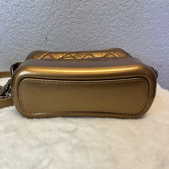CHANEL Small Gabrielle Hobo Shoulder Bag Quilted Gold Calfskin Leather Authentic - Picture 5 of 9